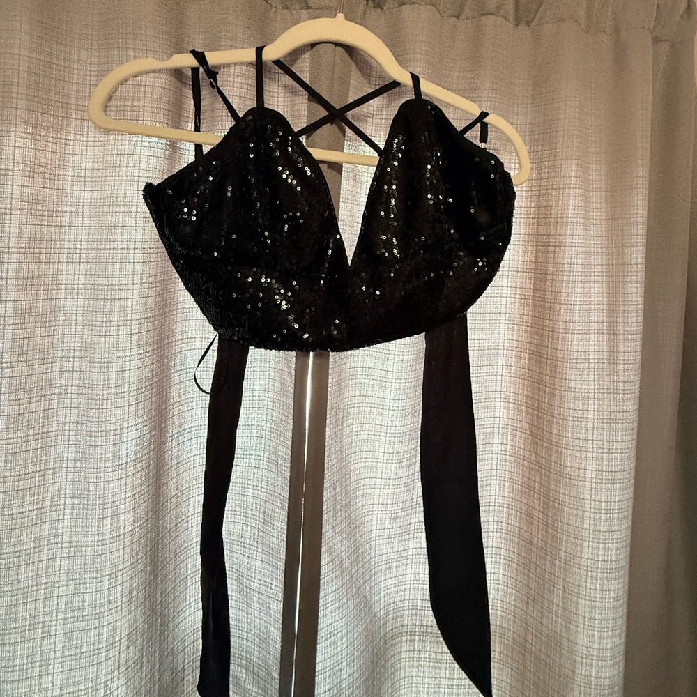 Bodhii Lelis Collection Black Sequin Crop Top with Crisscross Straps NWT!